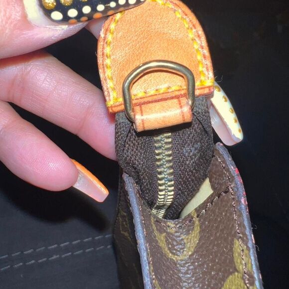 Louis-vuitton Women's Brown Bag - Picture 1 of 8